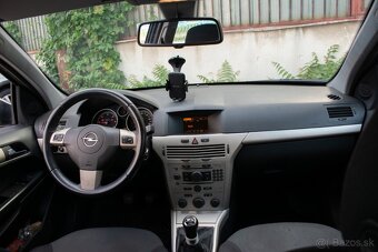 Opel Astra Caravan 1.7 CDTi 110k Essentia - 10