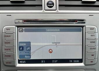 Ford Kuga 2.0TDCi 4x4 KAMERA PANORAMA nafta manuál 100 kw - 10