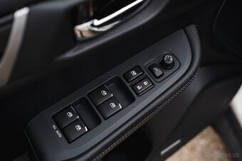 Subaru Outback 2.5i-S Business (2016) - 10