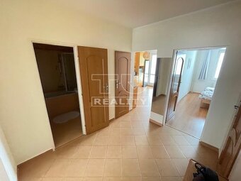 3 IZBOVÝ BYT, HÁJIK 62m2 - 10