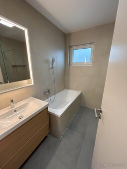 4 izbový rodinný dom na prenájom Sucany/hradiska - 10