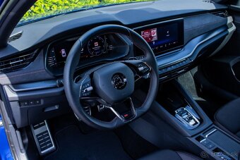 Škoda Octavia 2.0 TDI RS 4x4 DSG - 10