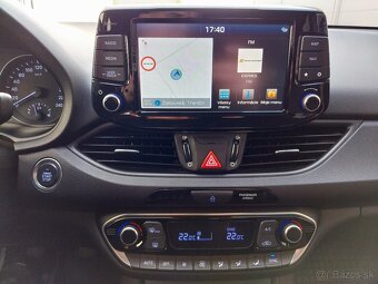 Predám Hyundai i30 combi 1.6 crdi style - 10