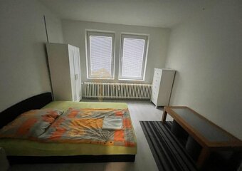 3-izb. byt, Komárnická ul., Ružinov pri Štrkovci - 10