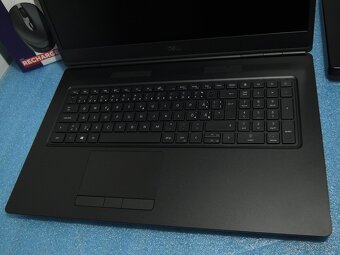 Dell Precision 7750 17 6.Jádro i7-10750 64GB 2TB SSD RTX - 10