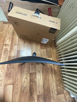 Predám monitor msi 180hz - 10