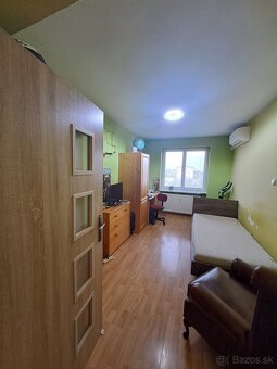 Veľkometrážny , trojizbovy byt v Čachticiach - 10