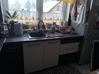 Kuchynká linka - 10