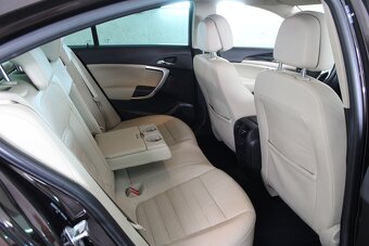 Opel Insignia 1.6 Turbo 170k ECOTEC Cosmo AT - 10