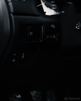 LEXUS IS220D Fsport 160 000km - 10