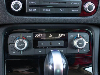Predam Volkswagen TOUAREG Mountian 3.0 V6 TDI SCR - 10