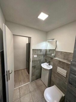 Na predaj 2 izbový byt po kompletnej rekonštrukcii - 10