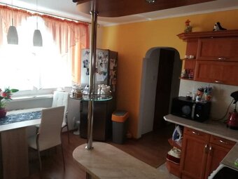 Veľký 3 -izb.byt až 78 m2 po rekonštrukcii s pekným výhľadom - 10