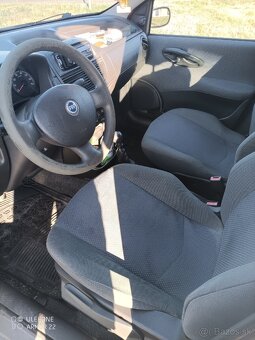 Predám Fiat Punto 1.2i - 10