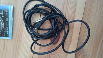 Elektrická gitara s kombom - 10