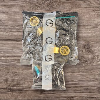 Plated Metal 1:14 – športové auto s diaľkovým ovládaním - 10