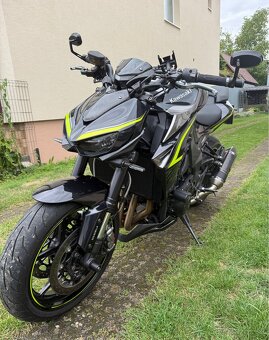 Kawasaki Z1000R - 10