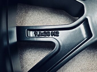 Originál zimní kolesa R20 BMW 7 G70 / X3 G45 - 10