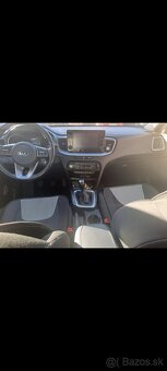 KIA Xceed 1,4 T-GDi Silver 103 kW, najazdené 48 000km - 10