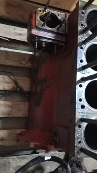 Blok motora zetor 6301 - 10