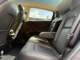 Tesla Model Y Dual Motor Long Range 378KW - 10