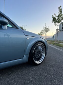 AUDI TT 1.8T 2003 - 10