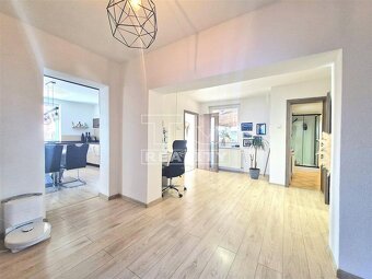 RezervovanéNa predaj štýlový 4 izbový rodinný dom na... - 10