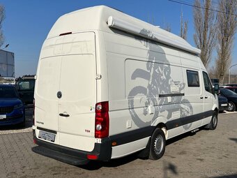 Obytná dodávka VW Crafter 2.5 TDI 120kw MT6 - 10