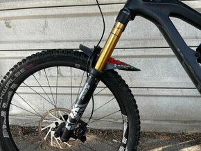 YT Capra 27 CF Pro Race L enduro - 10