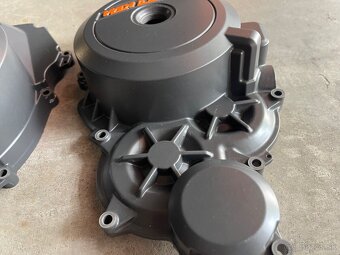 ktm superduke superadventure 1190 1290 duke 690 kryt motora - 10