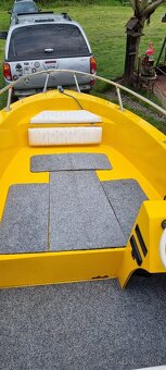 Predám motorový čln,loď - 10