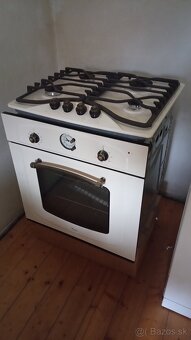 vstavaná elektrická rúra a plynová doska set Whirlpool - 10