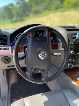 Volkswagen TOUAREG 3,2 - 10