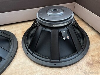 YAMAHA SW118V Reproduktory 18" - 10