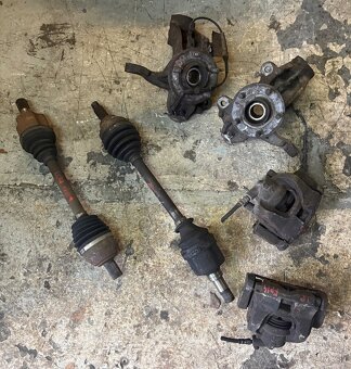 Vsetko komplet za 100e Ford Mondeo MK4 - 10