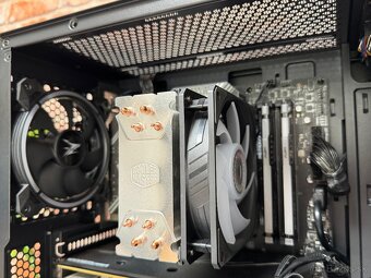 i3 12100F\16GB\RX 5700\SSD\850W Zdroj - 10