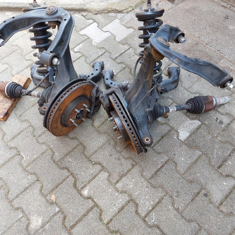 Poloosa,brzdič,těhlice Nissan Navara/Nissan Pathfinder - 10