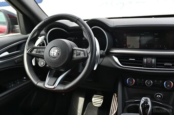 Alfa Romeo Stelvio Q4 VELOCE - 10