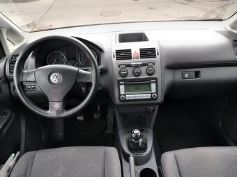 VW Touran 1.9 TDI .6ti-kvalt . Model 2008 - 10