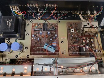 Vintage hi-fi reciever - 10