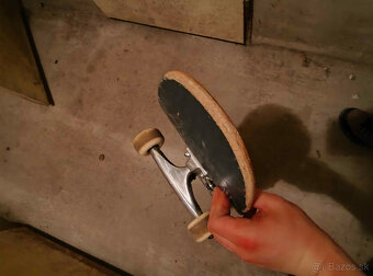 Predam starý detský skateboard Globe - 10
