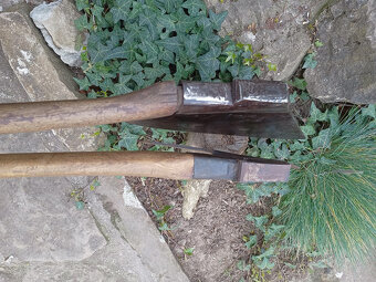 sekera,sekery,hoblík,nebožiec,staré náradie, topor  k31 - 10