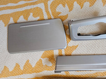 >>>hliníkový dekor - lišty - interiér BMW rad 5 mod. f10/f11 - 10