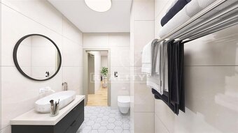 Rezervovane - Zachovalý vidiecky dom s veľkým pozemkom a... - 10