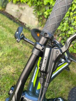 Predám nový horský bicykel Specialized Rockhopper Expert EVO - 10