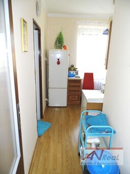 Na predaj - 2 izbový tehlový byt s balkónom, Blízke centrum - 10