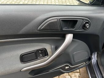Ford Fiesta 1.25 benzín - 10