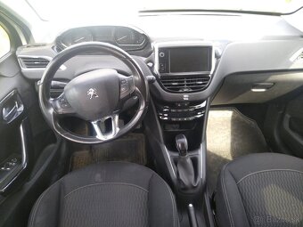 Peugeot 208 PureTech rok.2017 - 10