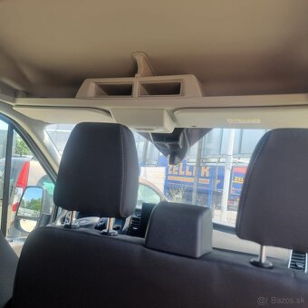 Prenájom 7 miestneho Ford Transit 2.0 TDCi - 10