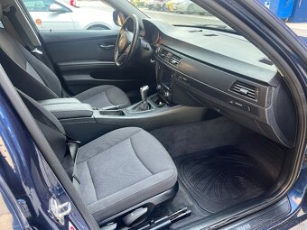 BMW E90 318d 2011 - 10